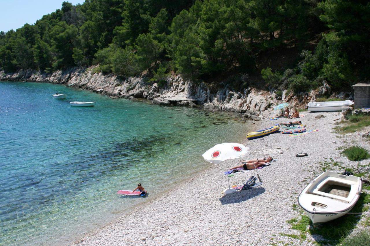Seaside Secluded Apartments Cove Skozanje, Hvar - 5713 Gdinj Bagian luar foto