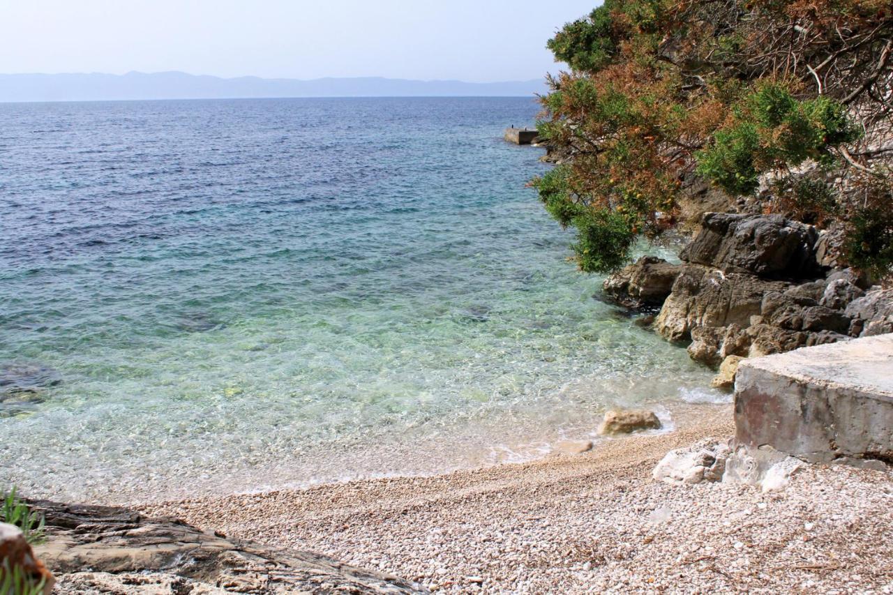Seaside Secluded Apartments Cove Skozanje, Hvar - 5713 Gdinj Bagian luar foto