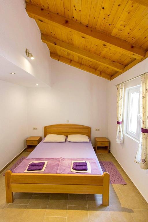 Seaside Secluded Apartments Cove Skozanje, Hvar - 5713 Gdinj Bagian luar foto
